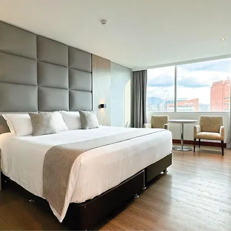 Hotel San Fernando Plaza Medellin Exterior photo